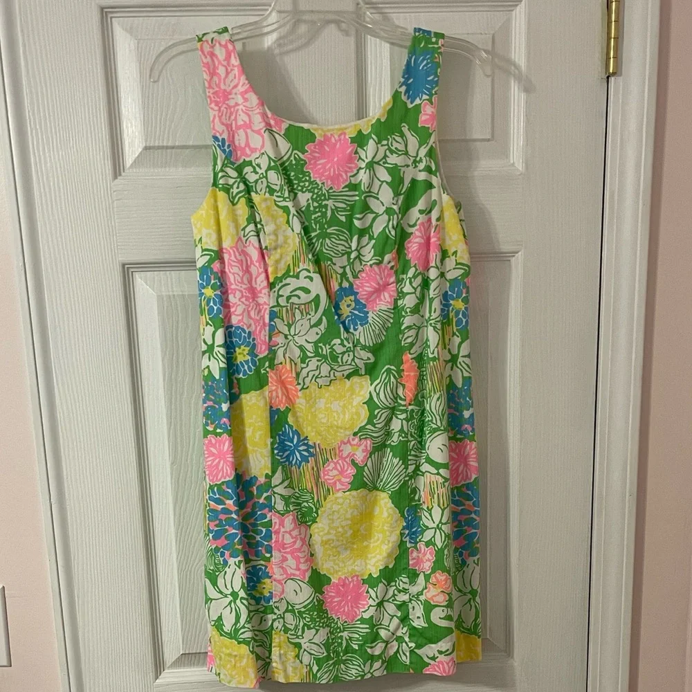 LILLY PULITZER: Beautiful Dress! Size 4 GREAT Condition!! ๐๐๐ - Picture 3 of 6